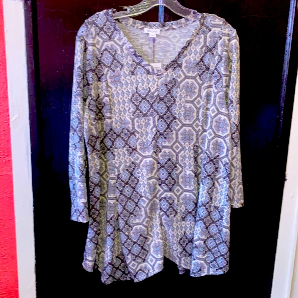 Shimmery knit long blouse
